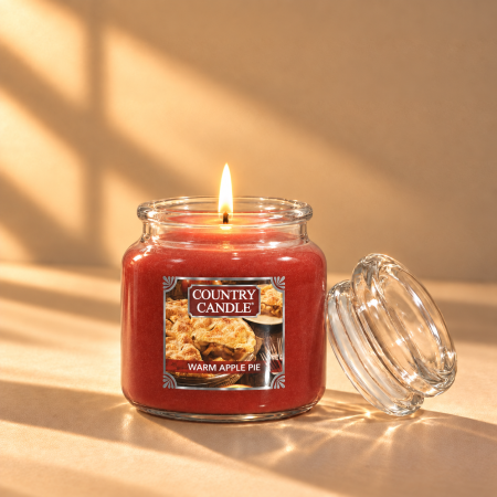 شمعة عطرية Country Candle – Warm Apple Pie