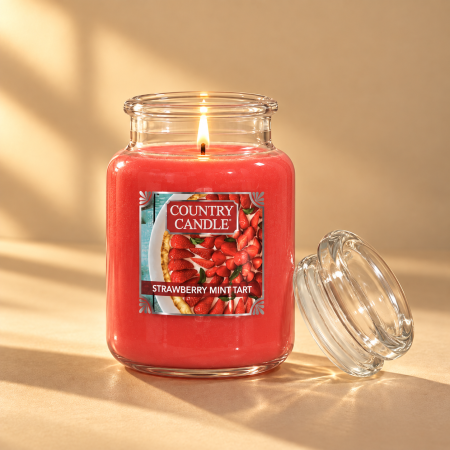 شمعة عطرية Country Candle – Strawberry Mint